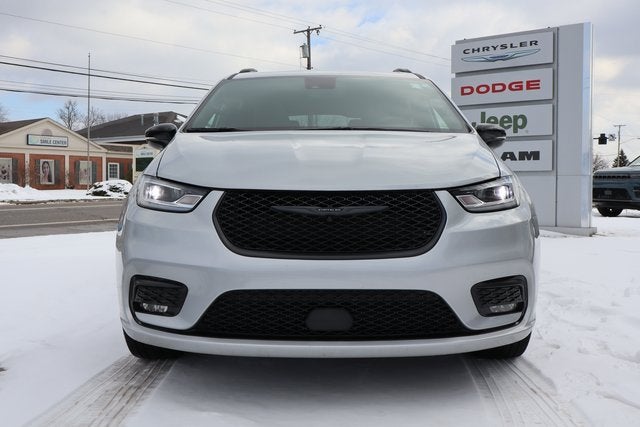 2024 Chrysler Pacifica Limited