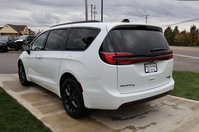 2026 Chrysler Pacifica Limited