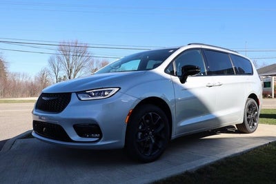 2026 Chrysler Pacifica Limited