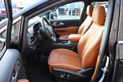 2026 Chrysler Pacifica Pinnacle