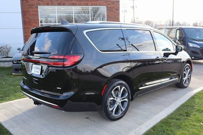 2026 Chrysler Pacifica Pinnacle