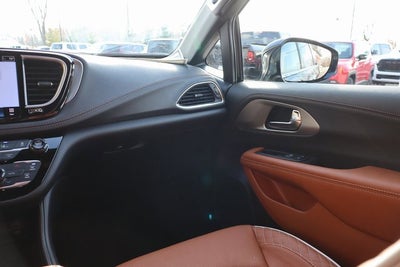 2026 Chrysler Pacifica Pinnacle