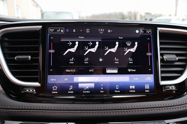 2026 Chrysler Pacifica Pinnacle