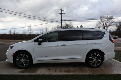 2026 Chrysler Pacifica Pinnacle