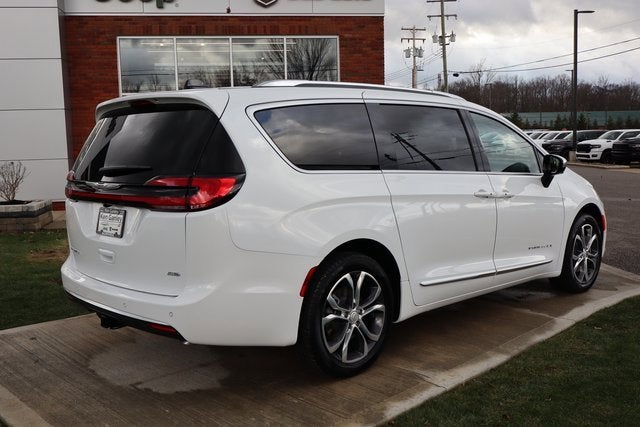2026 Chrysler Pacifica Pinnacle
