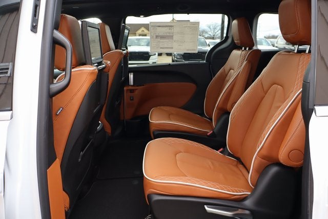 2026 Chrysler Pacifica Pinnacle