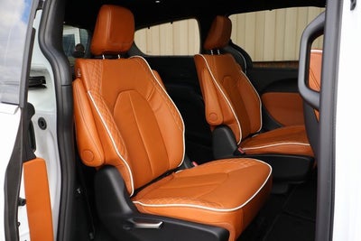 2026 Chrysler Pacifica Pinnacle