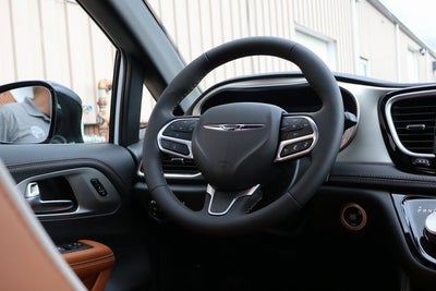 2026 Chrysler Pacifica Pinnacle