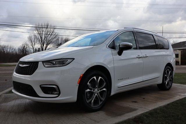 2026 Chrysler Pacifica Pinnacle