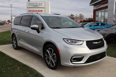 2026 Chrysler Pacifica Pinnacle