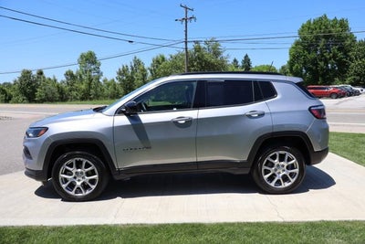 2022 Jeep Compass Latitude Lux