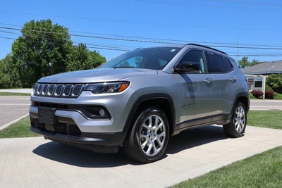 2022 Jeep Compass Latitude Lux