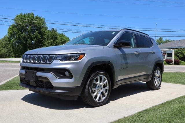 2022 Jeep Compass Latitude Lux
