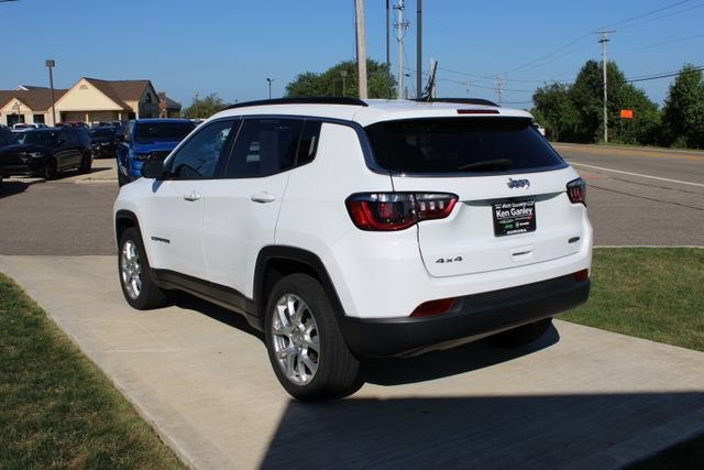 2023 Jeep Compass Latitude Lux