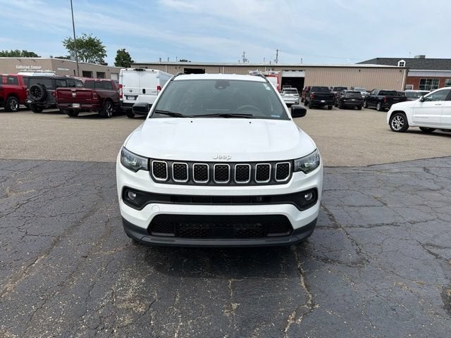 2023 Jeep Compass Latitude Lux