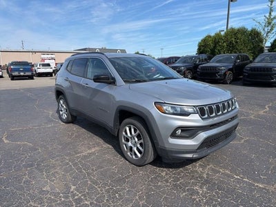 2023 Jeep Compass Latitude Lux