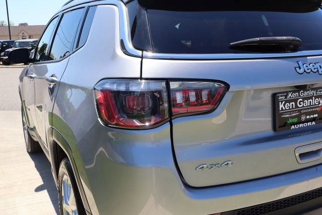 2023 Jeep Compass Latitude Lux