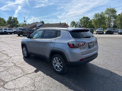 2023 Jeep Compass Latitude Lux