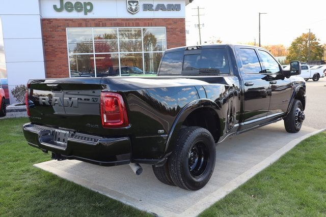 2025 RAM 3500 Limited