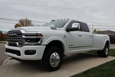 2025 RAM 3500 Limited