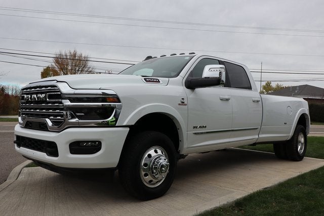 2025 RAM 3500 Limited