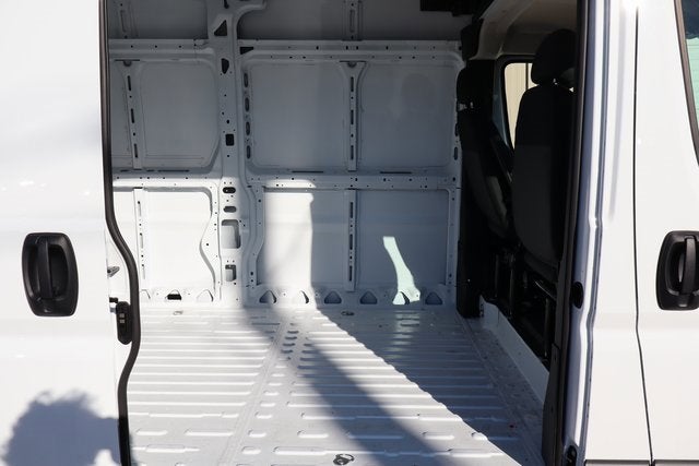 2025 RAM ProMaster Cargo Van SLT