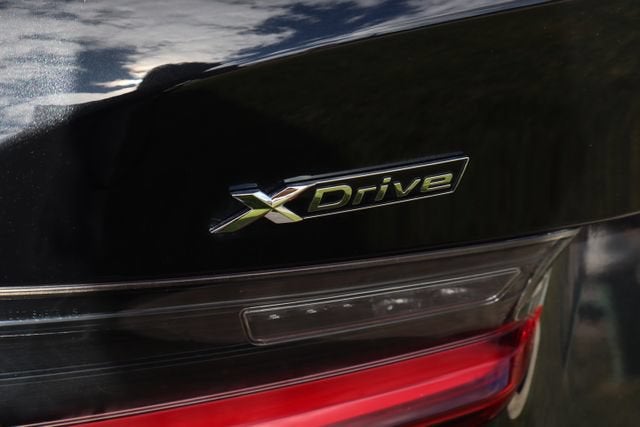 2023 BMW 3 Series 330i xDrive