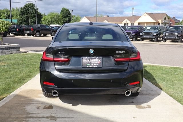 2023 BMW 3 Series 330i xDrive