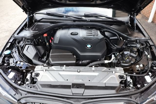 2023 BMW 3 Series 330i xDrive