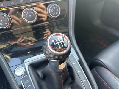 2021 Volkswagen Golf GTI 2.0T SE