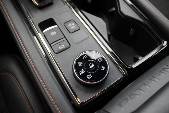 2023 Nissan Pathfinder Rock Creek