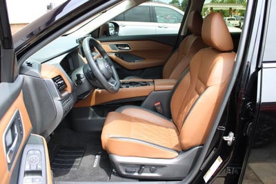 2024 Nissan Rogue Platinum