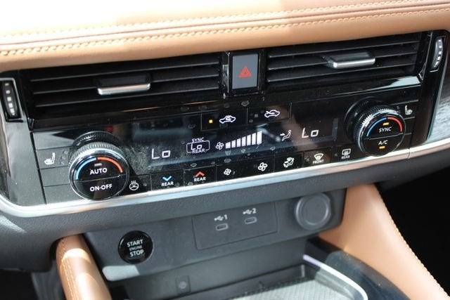 2024 Nissan Rogue Platinum
