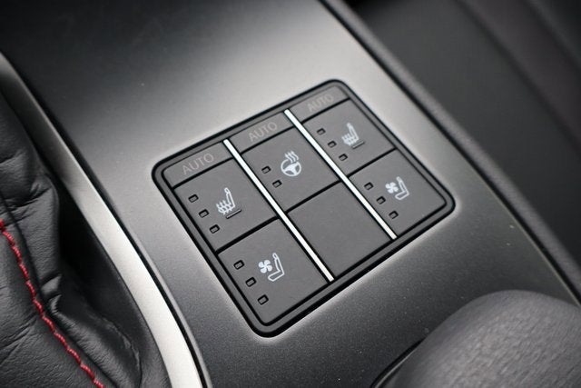 2024 Lexus UX 250h F SPORT Handling