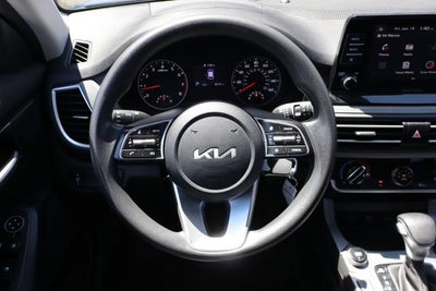 2023 Kia Seltos LX