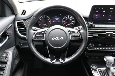 2022 Kia Seltos EX