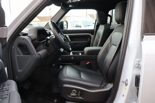 2023 Land Rover Defender X-Dynamic SE