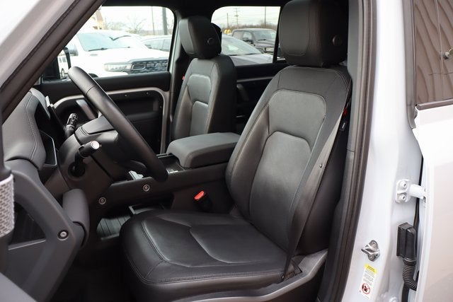 2023 Land Rover Defender X-Dynamic SE