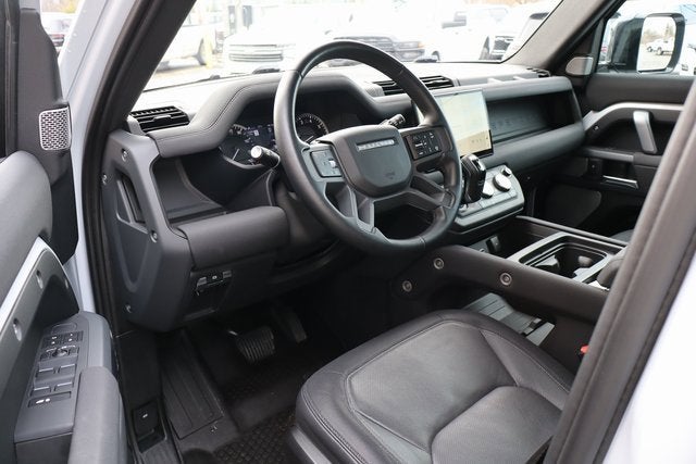 2023 Land Rover Defender X-Dynamic SE