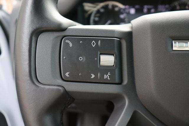 2023 Land Rover Defender X-Dynamic SE