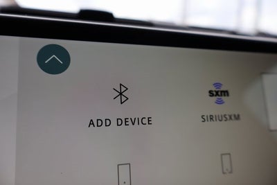 2023 Land Rover Defender X-Dynamic SE