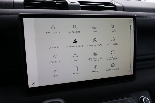 2023 Land Rover Defender X-Dynamic SE