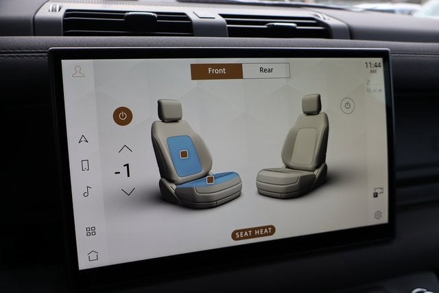 2023 Land Rover Defender X-Dynamic SE