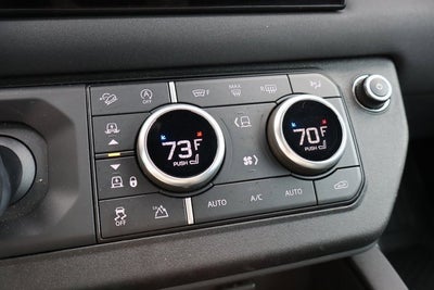 2023 Land Rover Defender X-Dynamic SE