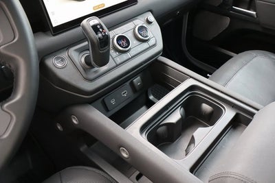 2023 Land Rover Defender X-Dynamic SE