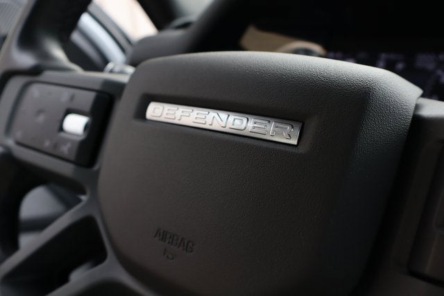 2023 Land Rover Defender X-Dynamic SE