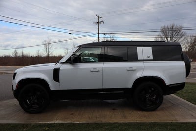 2023 Land Rover Defender X-Dynamic SE