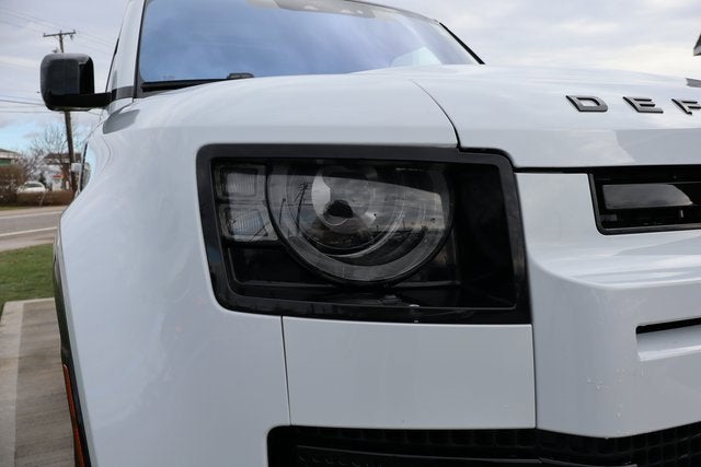 2023 Land Rover Defender X-Dynamic SE