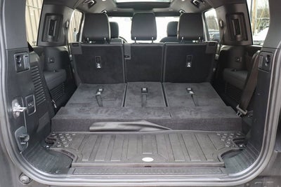 2023 Land Rover Defender X-Dynamic SE