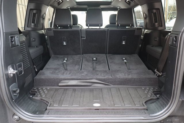 2023 Land Rover Defender X-Dynamic SE